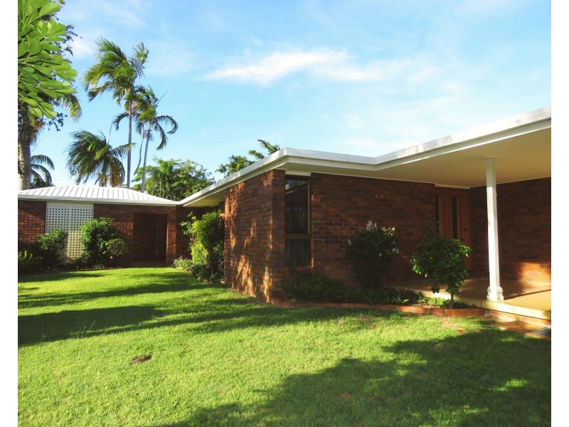 176 Strickland Street, Bowen QLD 4805