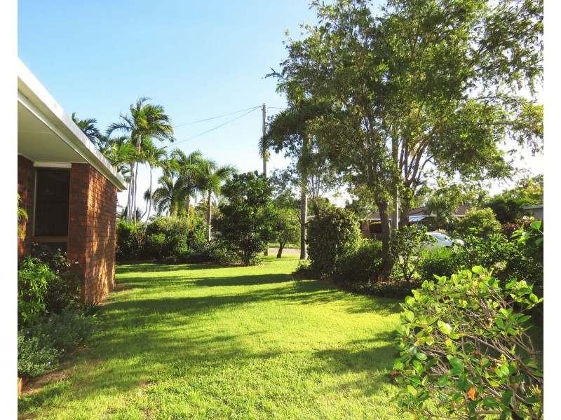 176 Strickland Street, Bowen QLD 4805