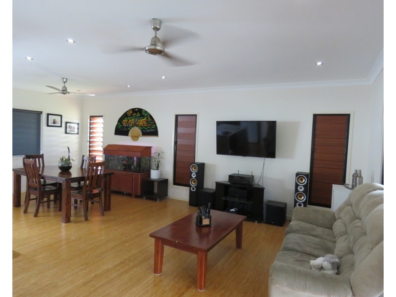 25 Links Road, Bowen QLD 4805