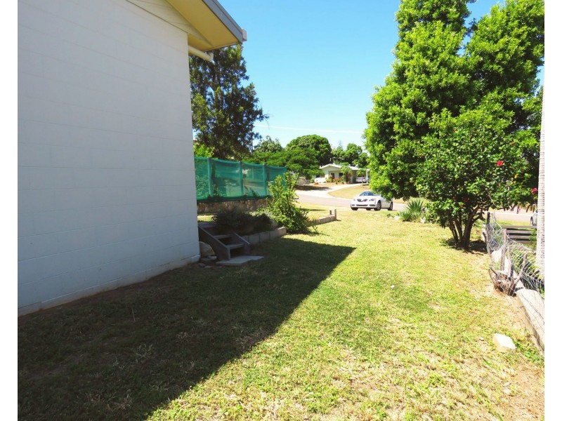94A Kennedy Street, Bowen QLD 4805
