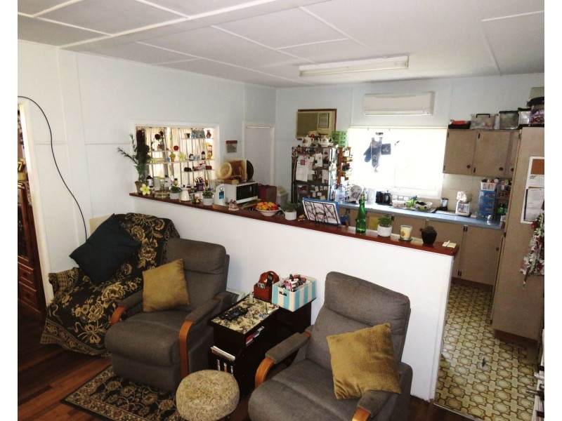 74 Tollington Road, Bowen QLD 4805