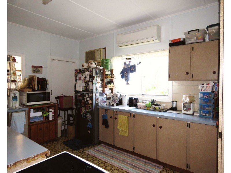 74 Tollington Road, Bowen QLD 4805