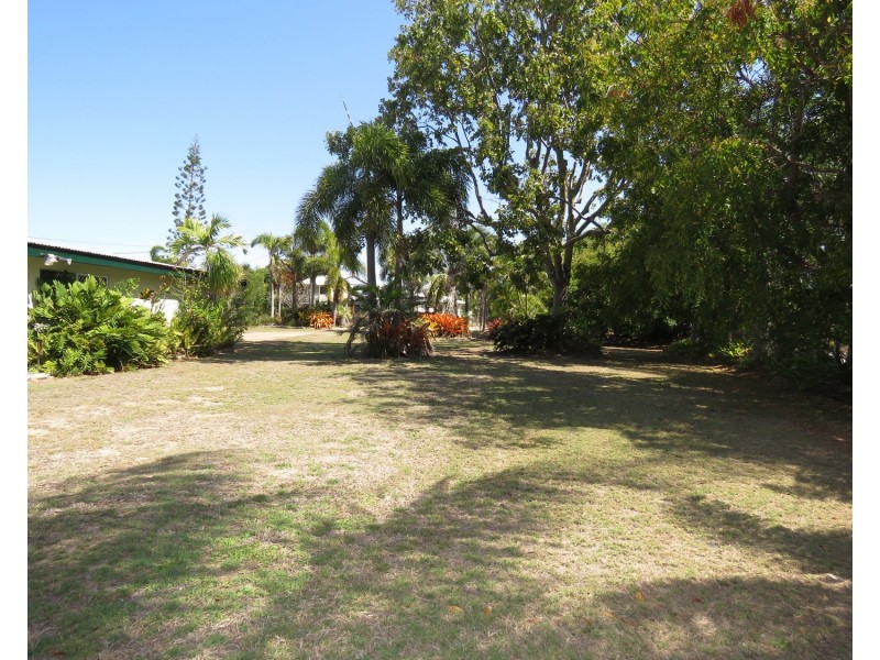 72 Gloucester Street, Bowen QLD 4805