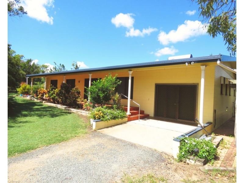 8 Heronvale Road, Bowen QLD 4805