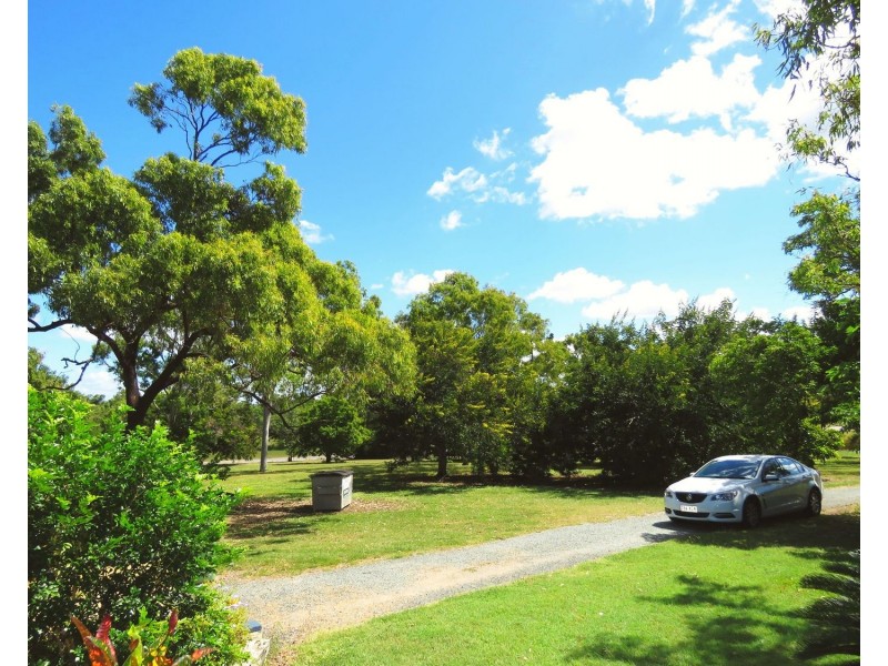 8 Heronvale Road, Bowen QLD 4805