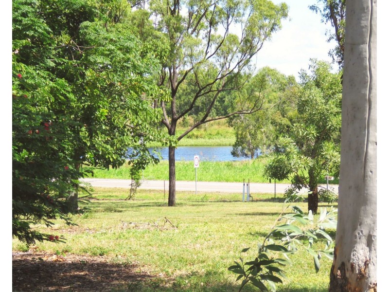 8 Heronvale Road, Bowen QLD 4805