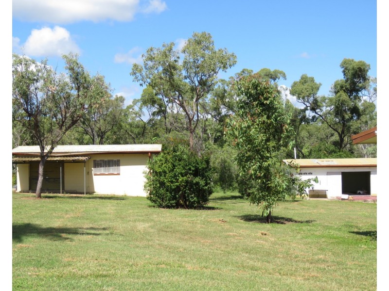 8 Heronvale Road, Bowen QLD 4805