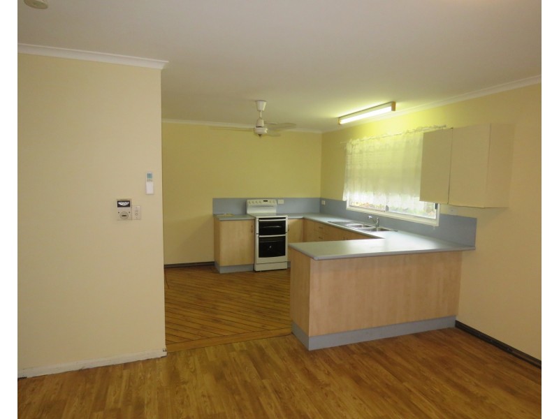 31 Marshall Street, Bowen QLD 4805