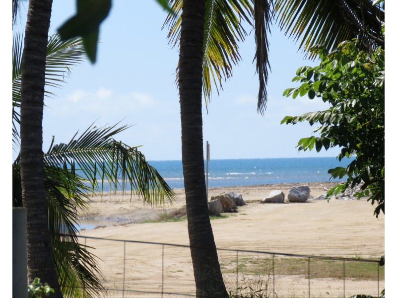 86 Whitsunday Street, Bowen QLD 4805