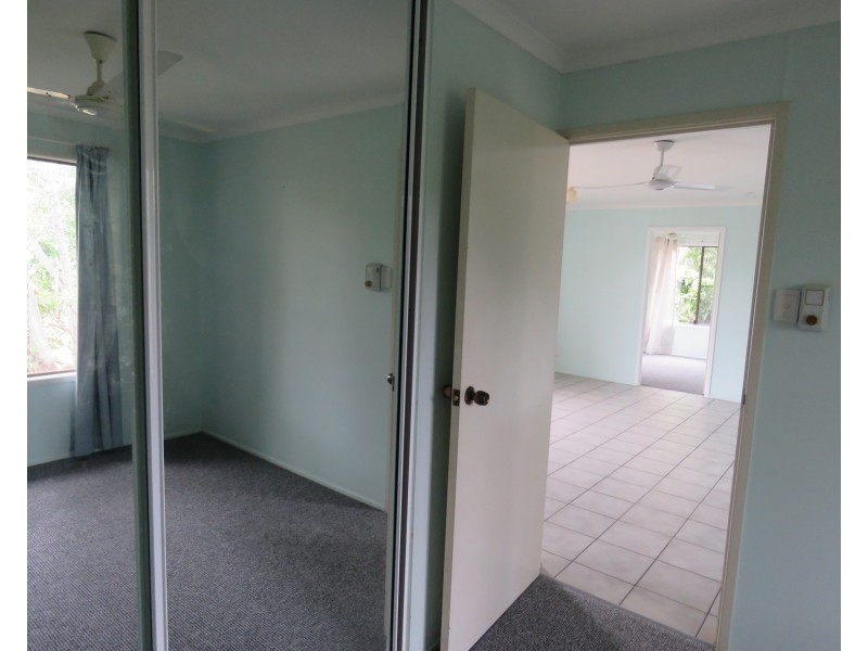 2/79 Horseshoe Bay Road, Bowen QLD 4805