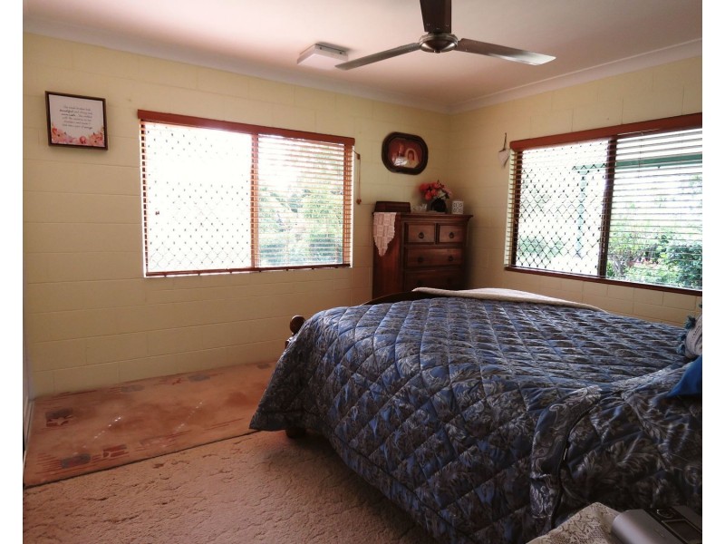 173 Inveroona Road, Bowen QLD 4805