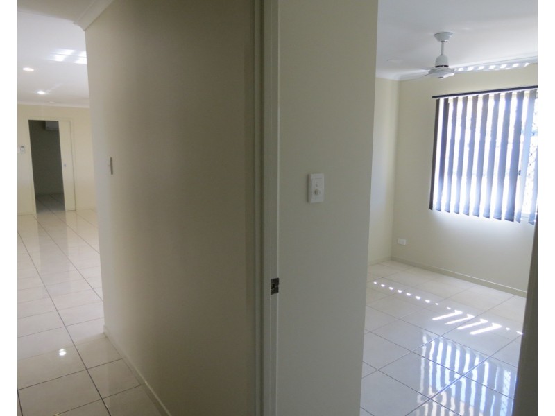 10 Tea Tree Close, Bowen QLD 4805