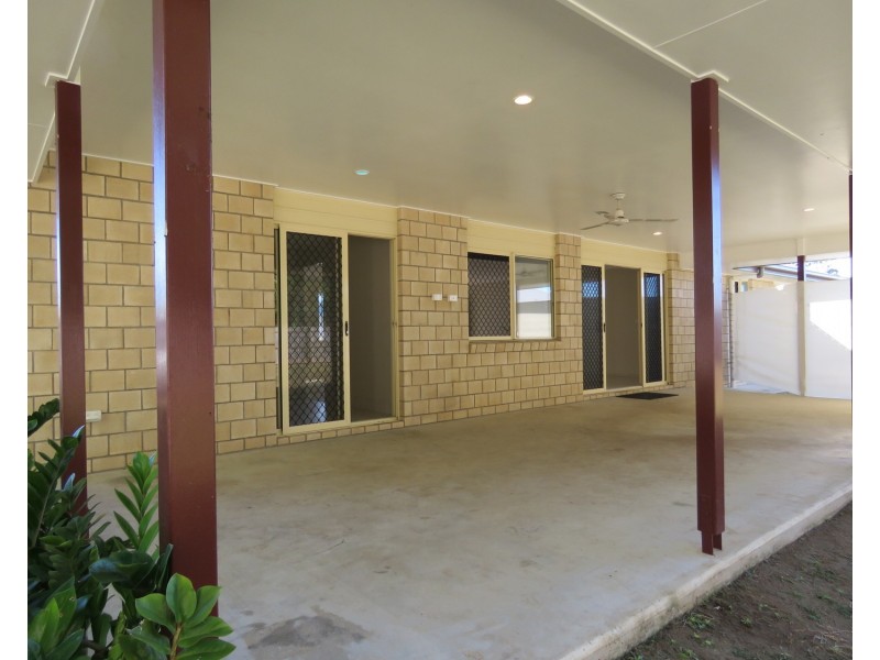 10 Tea Tree Close, Bowen QLD 4805