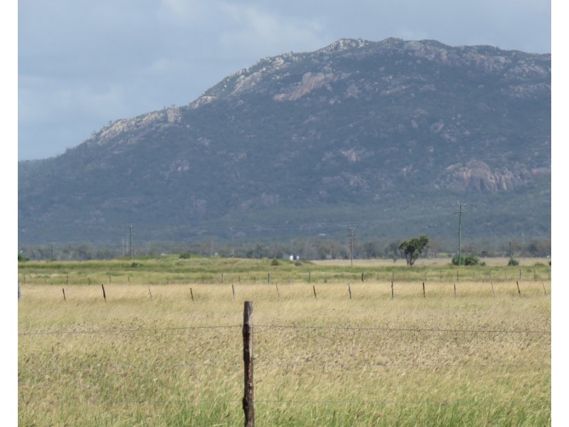 253 Kelsey Road, Bowen QLD 4805