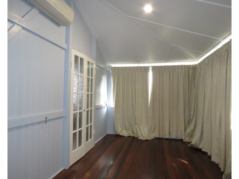 3 Dove Street, Bowen QLD 4805