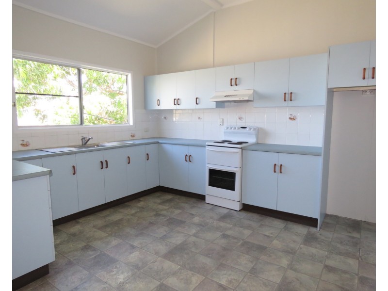 13 Belgravia Road, Bowen QLD 4805