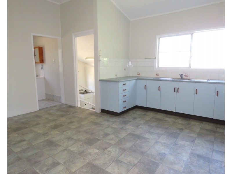 13 Belgravia Road, Bowen QLD 4805