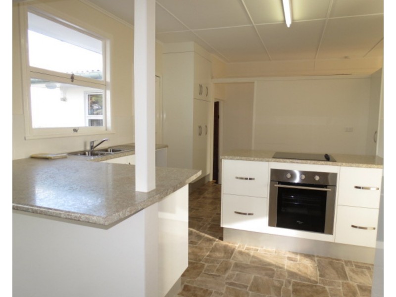 77 Livingstone Street, Bowen QLD 4805