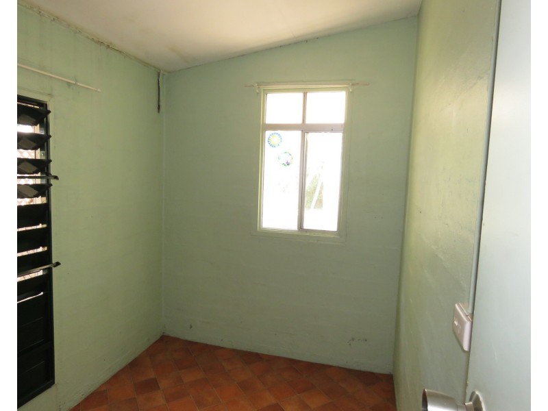 19 Golf Links Road, Bowen QLD 4805