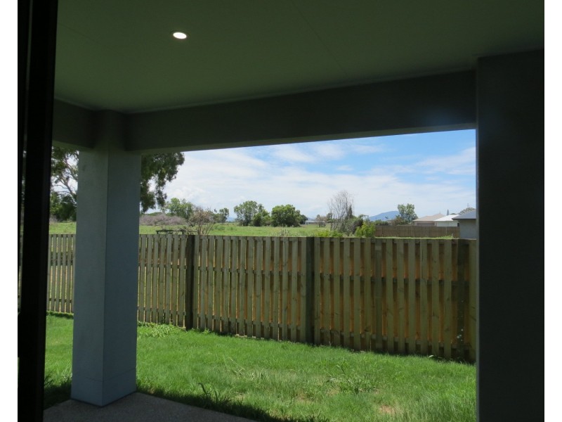 25 Duke Street, Bowen QLD 4805