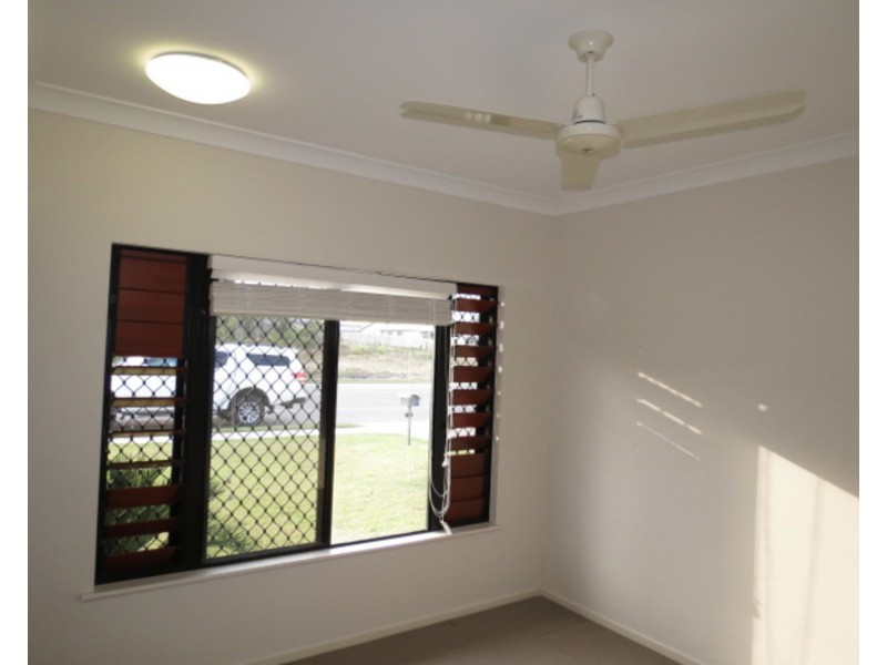 34 Scenic Crescent, Bowen QLD 4805