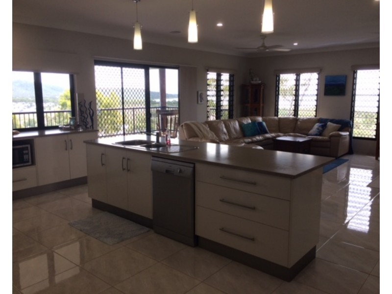 19 Harbour View Terrace, Bowen QLD 4805