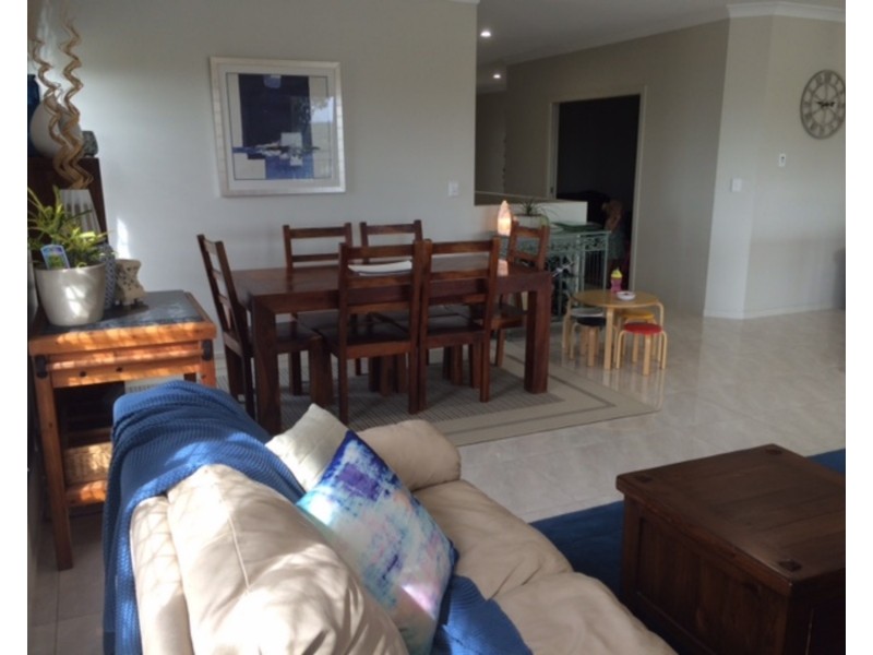 19 Harbour View Terrace, Bowen QLD 4805