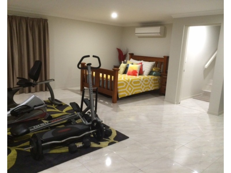 19 Harbour View Terrace, Bowen QLD 4805