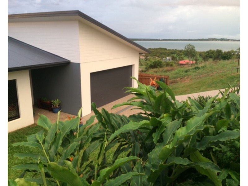 19 Harbour View Terrace, Bowen QLD 4805