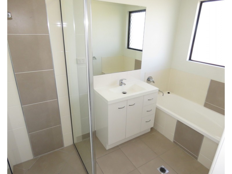 5 Harbour View Terrace, Bowen QLD 4805