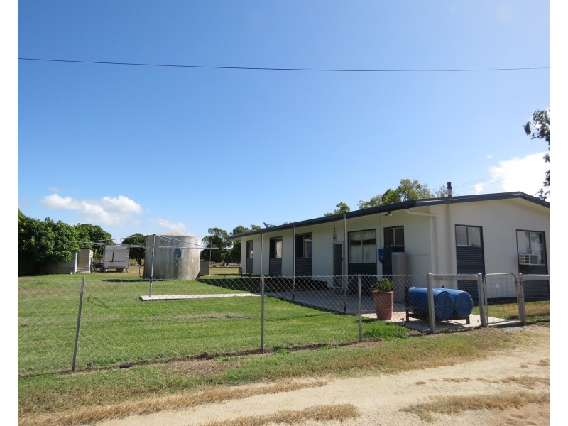29 Telegraph Road, Bowen QLD 4805