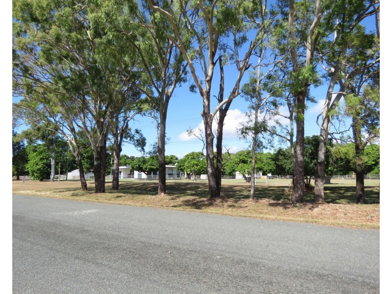 29 Telegraph Road, Bowen QLD 4805