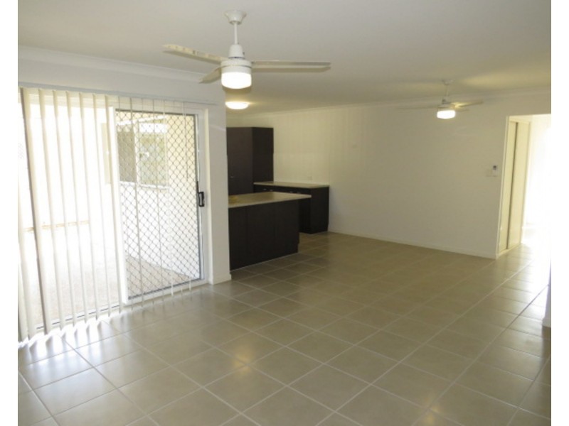 11 Nautilus Street, Bowen QLD 4805