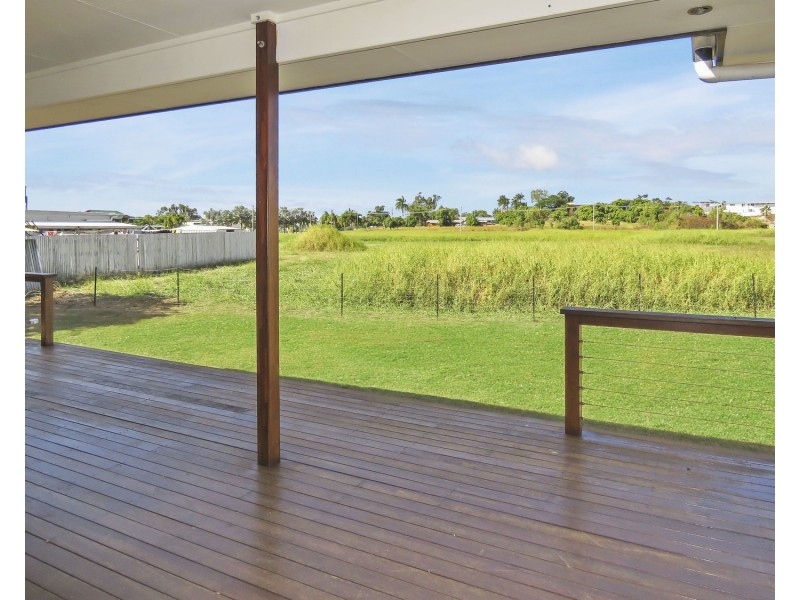 21 Hillview Place, Bowen QLD 4805