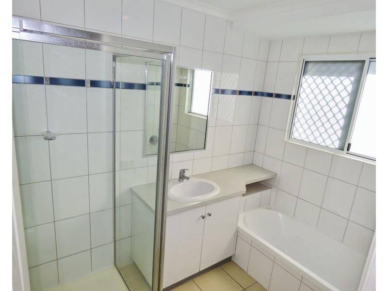 21 Hillview Place, Bowen QLD 4805