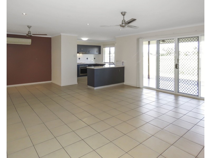 21 Hillview Place, Bowen QLD 4805