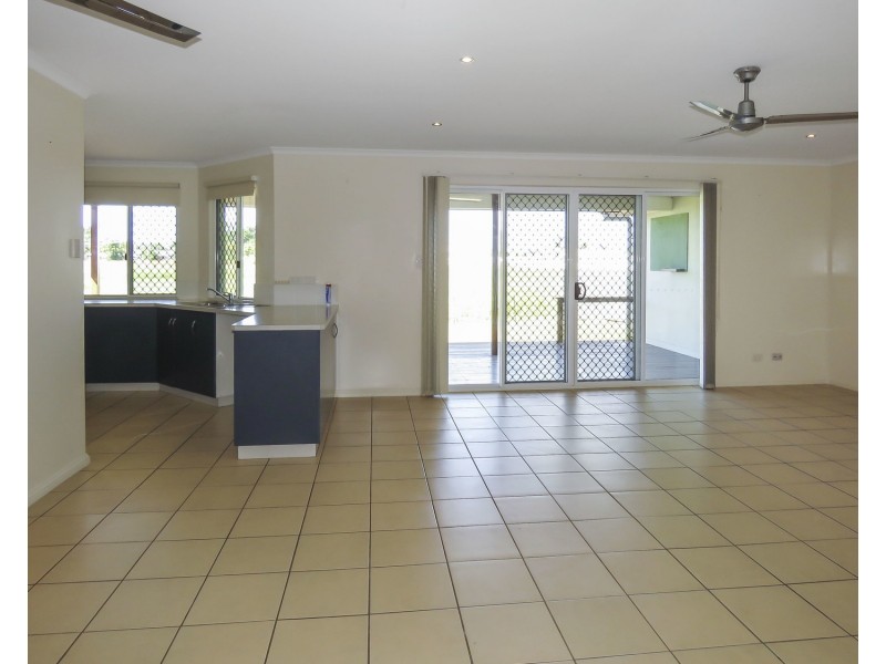 21 Hillview Place, Bowen QLD 4805
