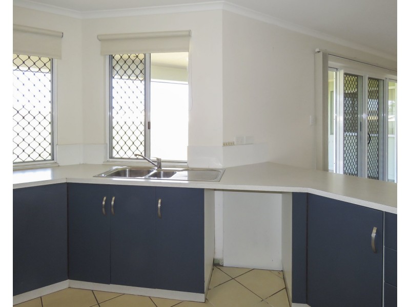 21 Hillview Place, Bowen QLD 4805