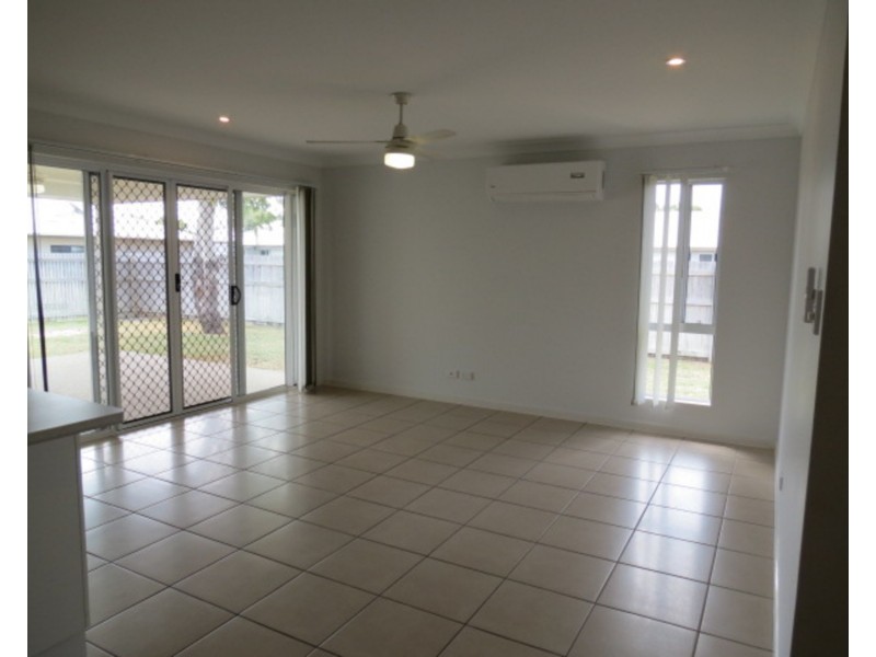9 Cowrie Street, Bowen QLD 4805