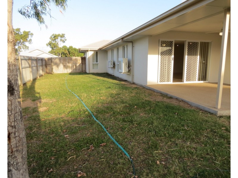 9 Cowrie Street, Bowen QLD 4805