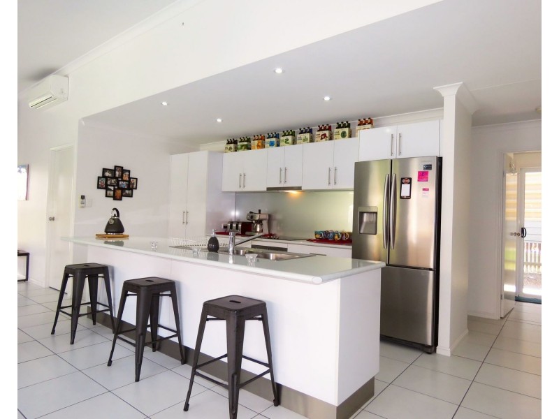 9 Lexington Court, Bowen QLD 4805