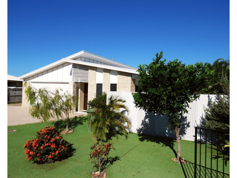 9 Lexington Court, Bowen QLD 4805