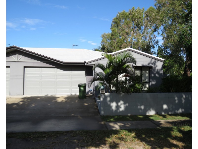 4/16 Williams Street, Bowen QLD 4805