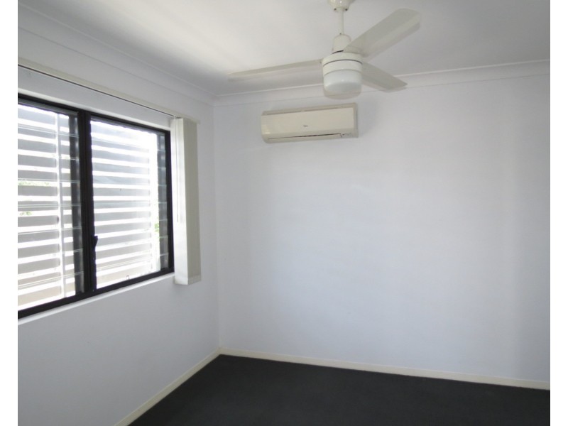 4/16 Williams Street, Bowen QLD 4805