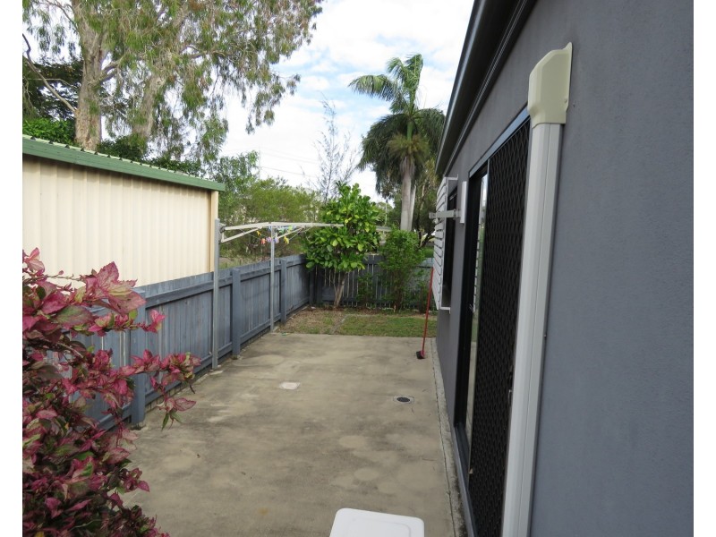 4/16 Williams Street, Bowen QLD 4805