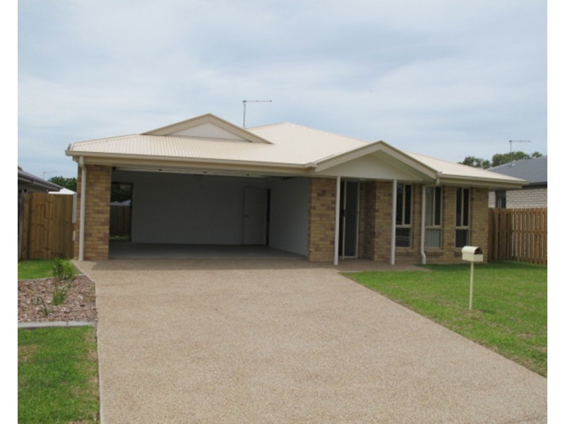 2/42 Stuart Tooth Drive, Bowen QLD 4805
