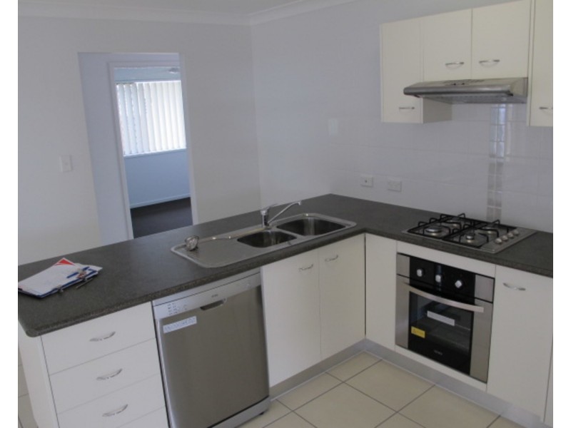 2/42 Stuart Tooth Drive, Bowen QLD 4805