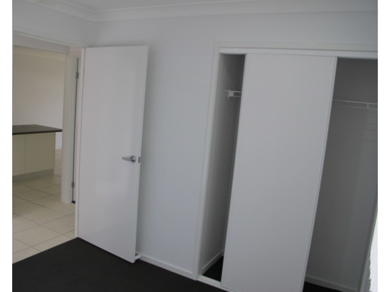 2/42 Stuart Tooth Drive, Bowen QLD 4805