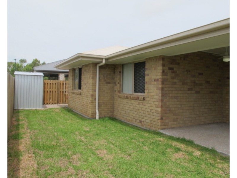2/42 Stuart Tooth Drive, Bowen QLD 4805