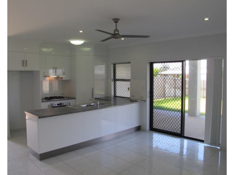 10 Catalina Court, Bowen QLD 4805